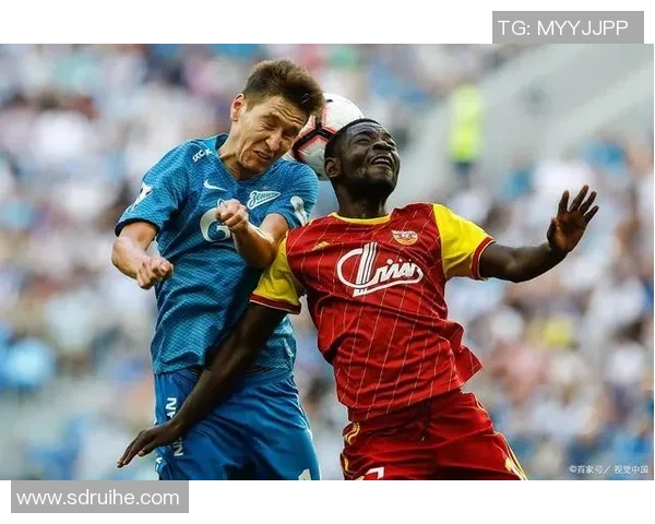 苏维埃之翼与图拉兵的激烈对决揭示足球战术与团队协作的精彩瞬间