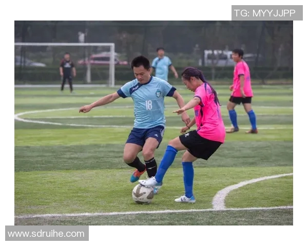 女足与男足U9对抗赛精彩回顾展现青少年足球的无限可能性