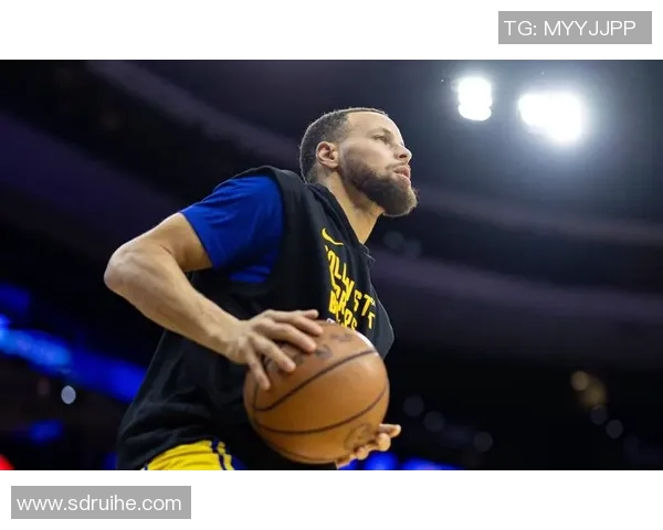 2018年全明星赛库里队与詹姆斯队的精彩对决回顾与分析 2018年全明星赛库里队与詹姆斯队的精彩对决回顾与分析