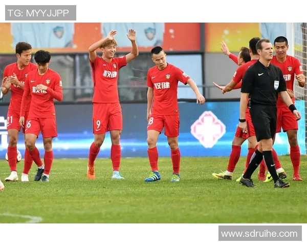 浙江队与大连权健的激烈对抗揭示中超联赛新格局与未来发展趋势