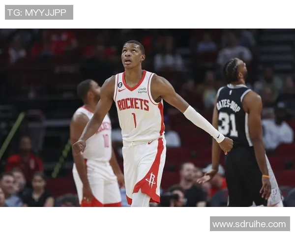 篮网对决湖人南斯表现抢眼球迷期待精彩对抗赛