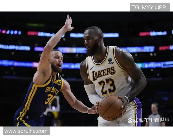 2018至2019赛季勇士与爵士的精彩对决回顾与分析