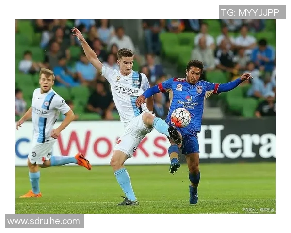 纽卡斯尔与墨尔本的精彩对决揭示足球魅力与激情的碰撞